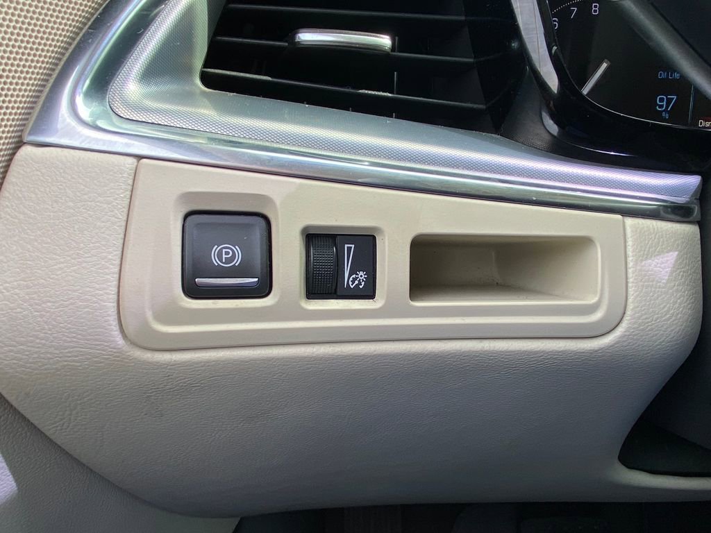 Used 2019 Cadillac XT5 Luxury FWD image 27