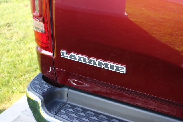 Used 2019 RAM 1500 Laramie AWD/4WD image 35