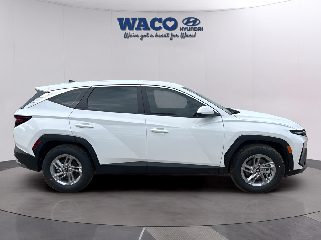 Used 2026 Hyundai Tucson SE FWD image 8