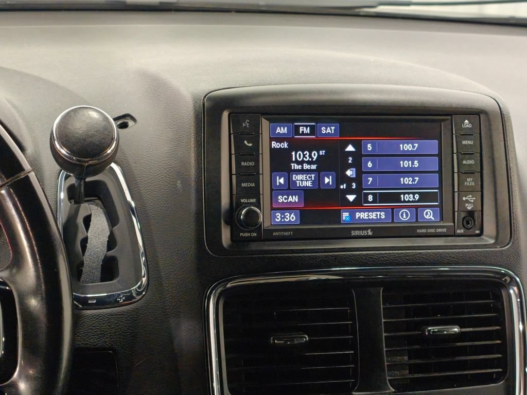 Used 2019 Dodge Grand Caravan SXT FWD image 6