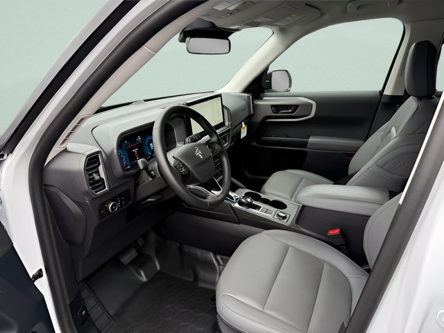 Used 2025 Ford Bronco Sport Badlands AWD/4WD image 4