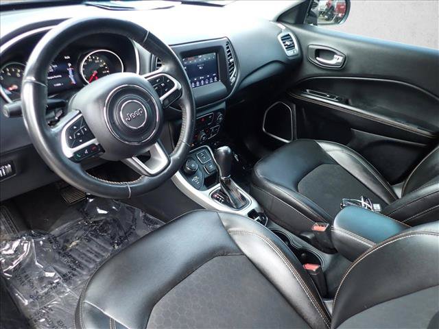 Used 2018 Jeep Compass Latitude w/ Popular Equipment Group AWD/4WD image 10