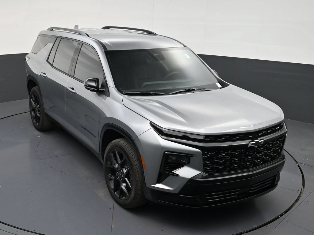 Used 2026 Chevrolet Traverse RS FWD image 19