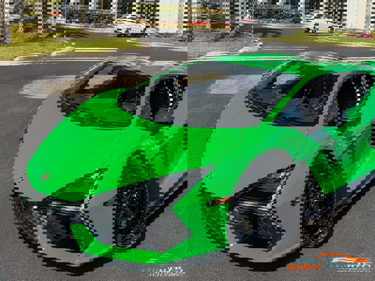 Used 2024 Lamborghini Revuelto image 11