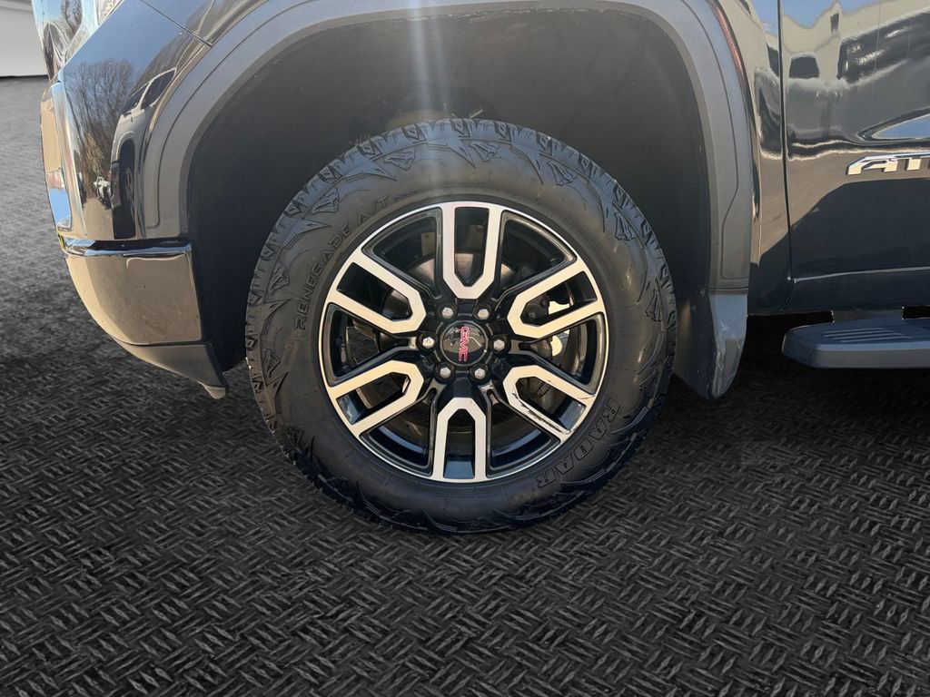 Used 2020 GMC Sierra 1500 AT4 w/ AT4 Premium Package AWD/4WD image 11