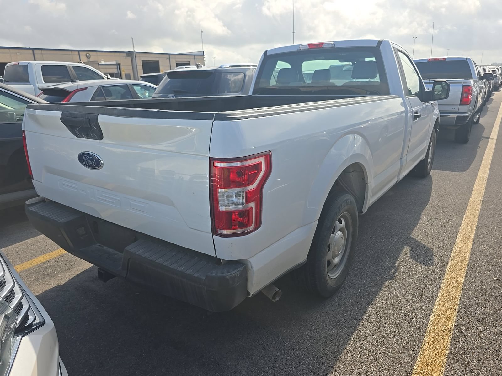Used 2019 Ford F150 XL RWD image 4