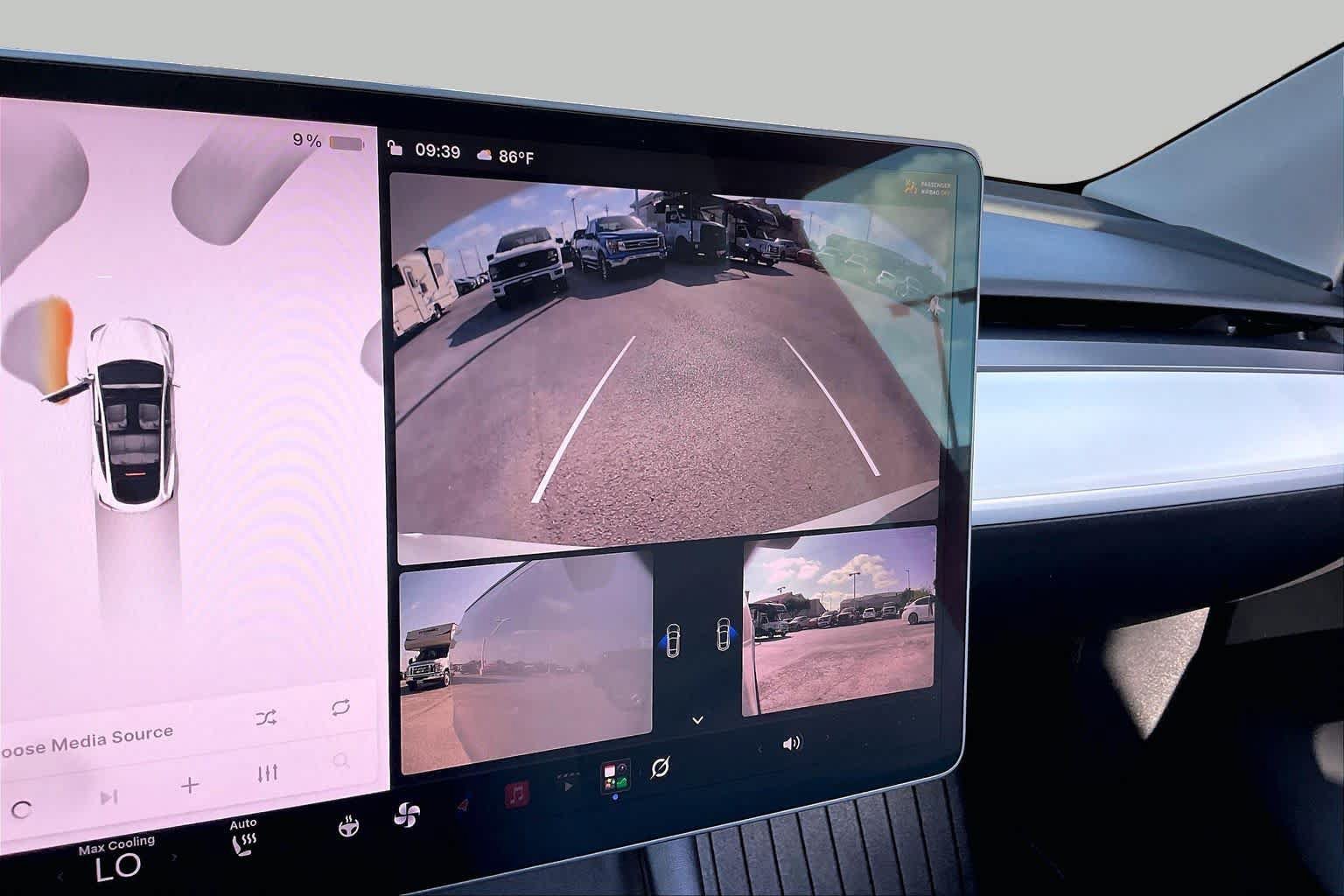Used 2022 Tesla Model Y Long Range AWD/4WD image 24