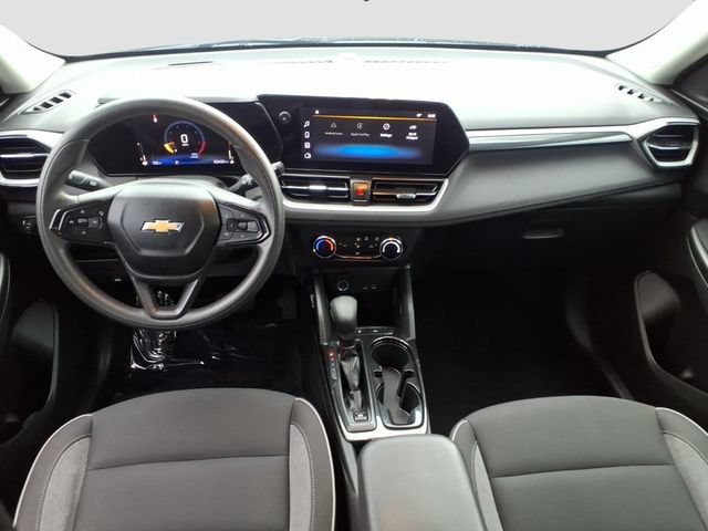 Used 2024 Chevrolet TrailBlazer LS w/ LS Confidence Package FWD image 22