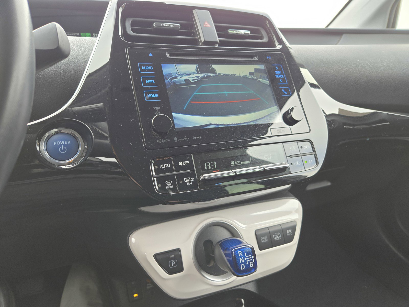 Used 2017 Toyota Prius Prime Premium image 19