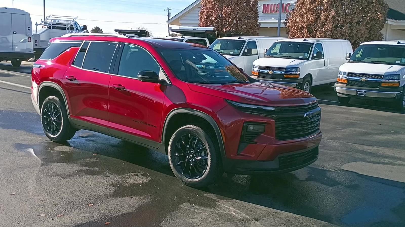 New 2026 Chevrolet Traverse LT w/ Midnight/Sport Edition image 3