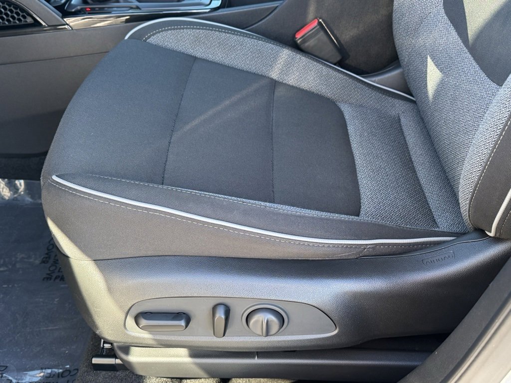 Used 2021 Chevrolet TrailBlazer LT w/ Convenience Package image 27