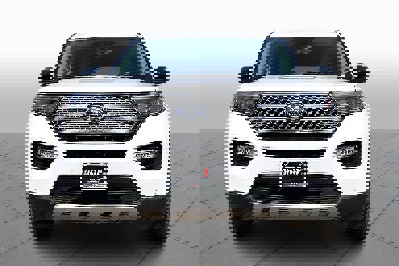 Used 2021 Ford Explorer Limited w/ Equipment Group 301A image 3