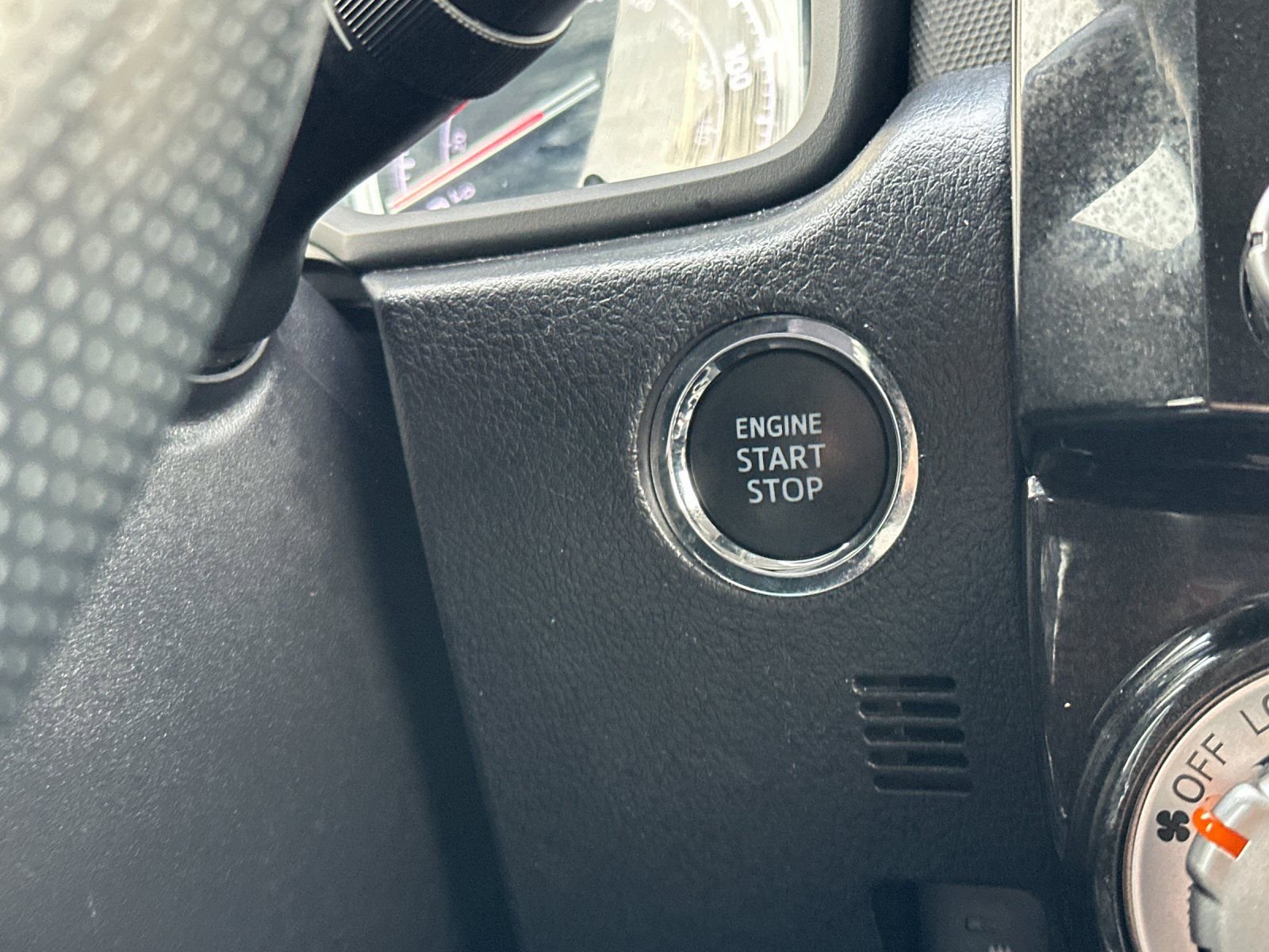 Used 2024 Toyota 4Runner TRD Off-Road Premium image 22