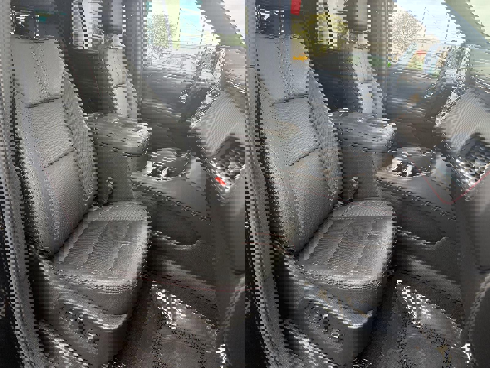 Used 2022 Chevrolet Tahoe RST w/ Luxury Package image 23