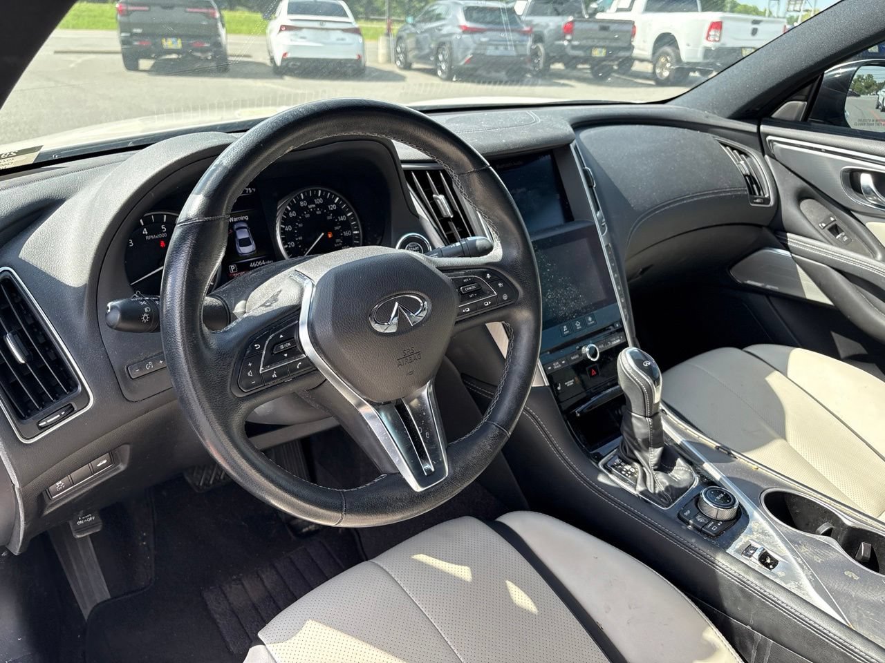 Used 2022 INFINITI Q60 3.0t Luxe w/ Cargo Package RWD image 4