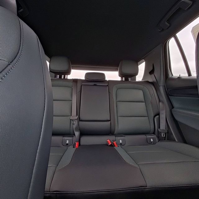 New 2026 GMC Terrain AT4 w/ LPO, Floor Liner Package image 28
