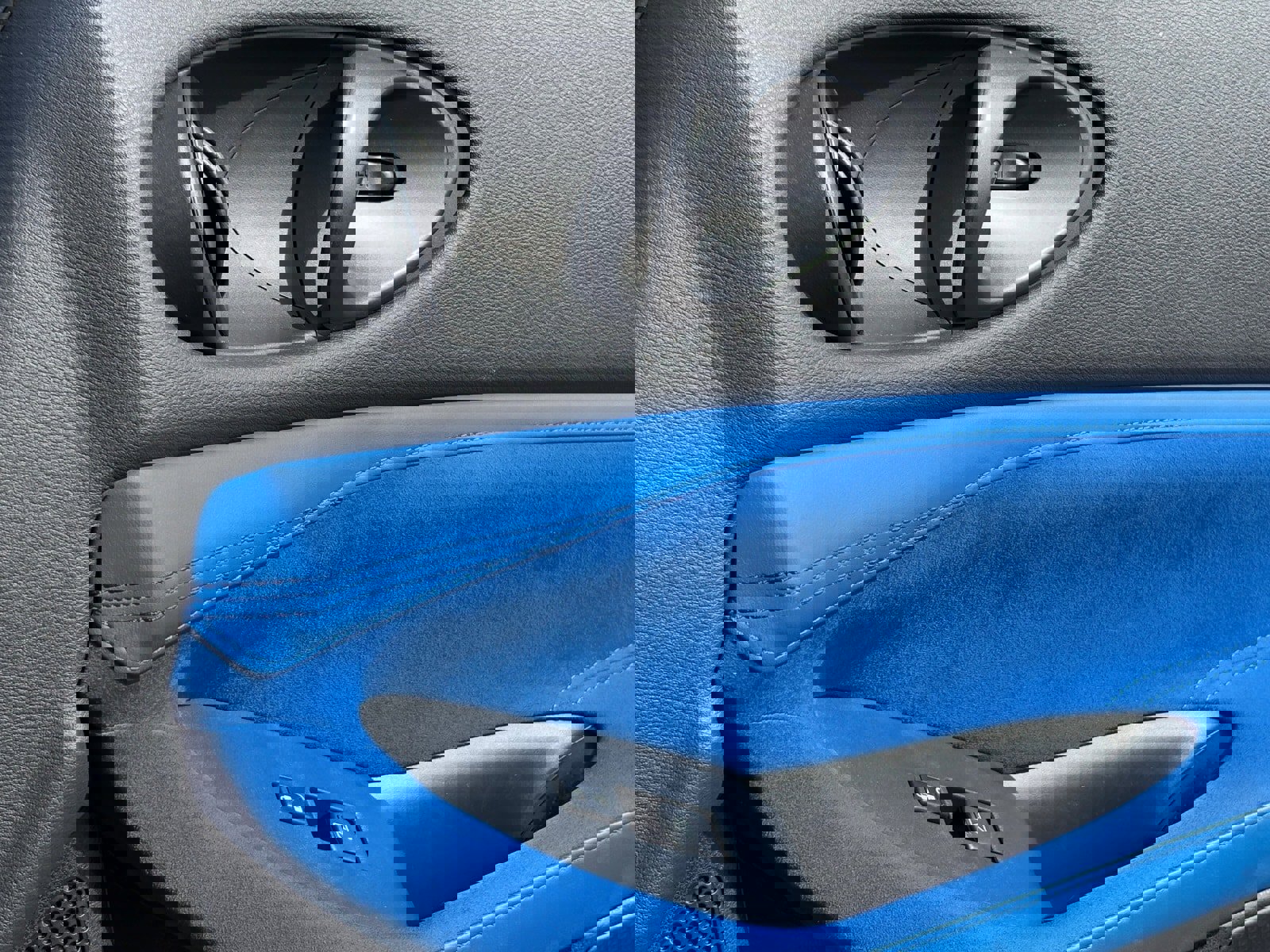 Certified 2024 Nissan Z Performance w/ Floor Mat Package image 10