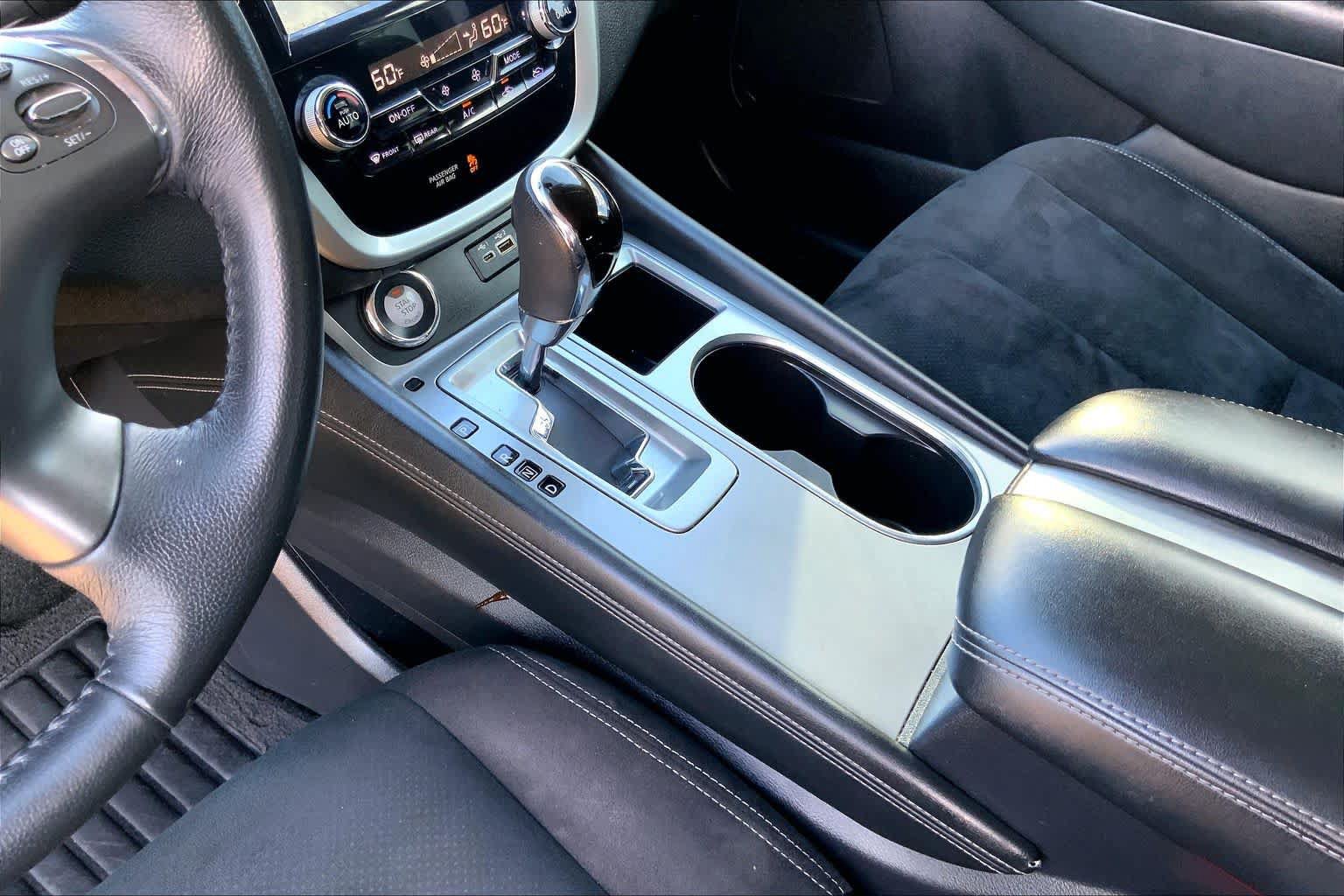 Used 2019 Nissan Murano SV FWD image 17