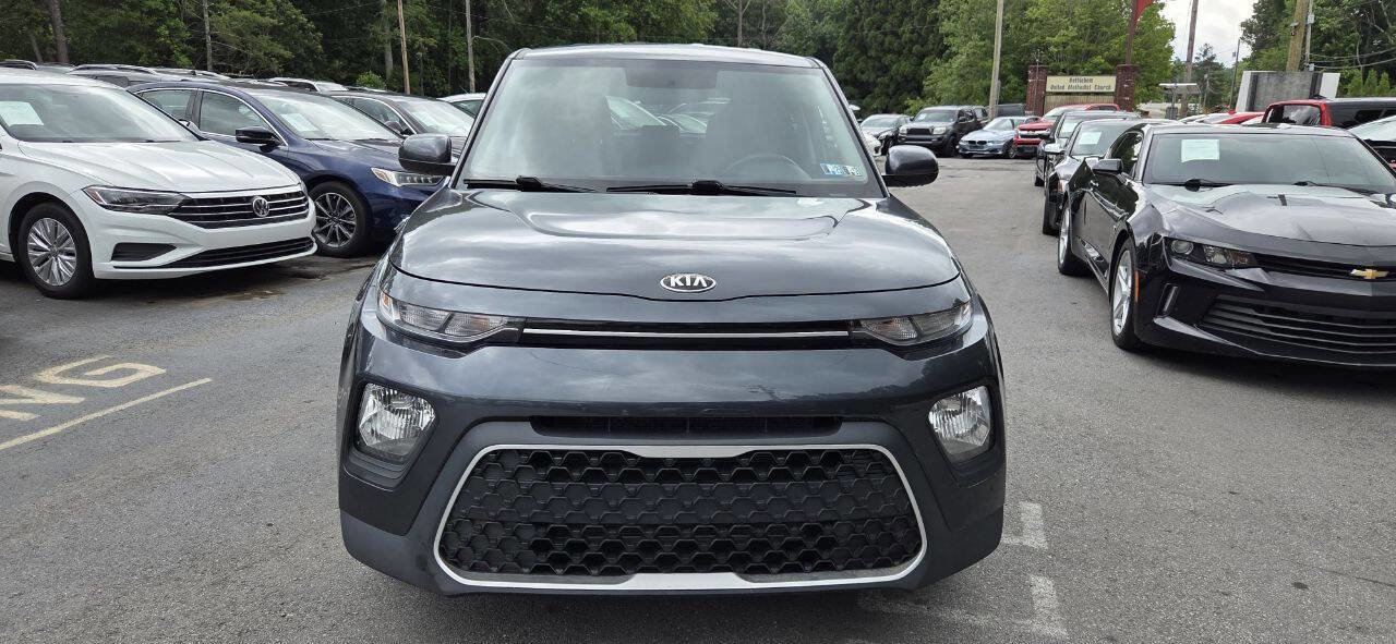 Used 2021 Kia Soul LX image 2