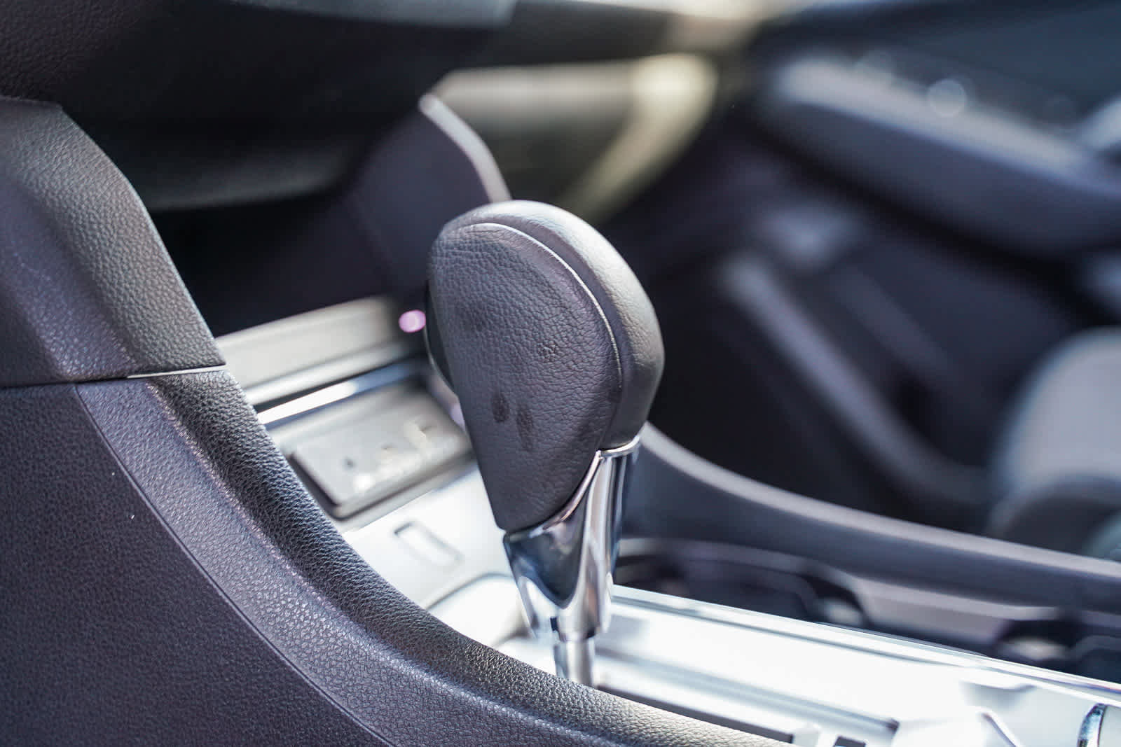 Used 2023 Subaru Ascent Premium w/ Convenience Package image 21