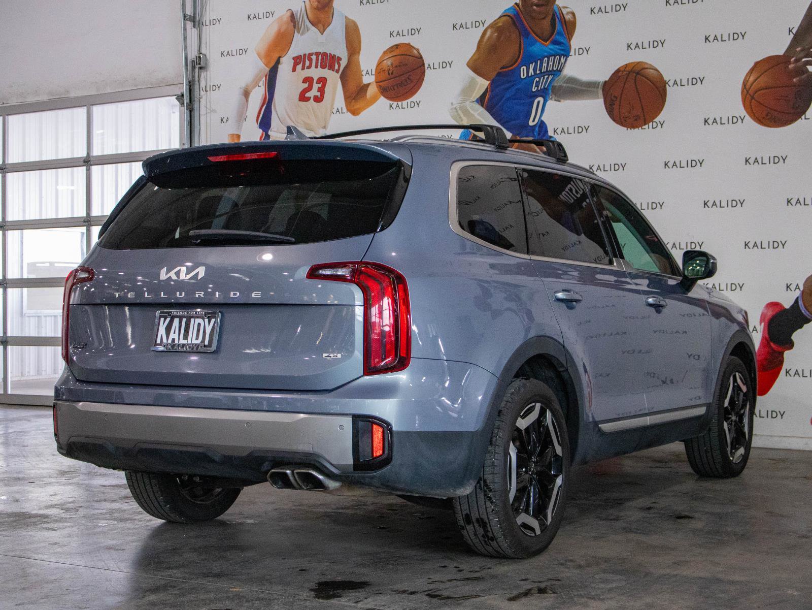 Used 2025 Kia Telluride S AWD/4WD image 27