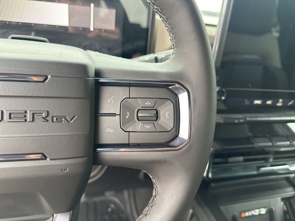 New 2026 GMC Hummer EV 4x4 Crew Cab image 31