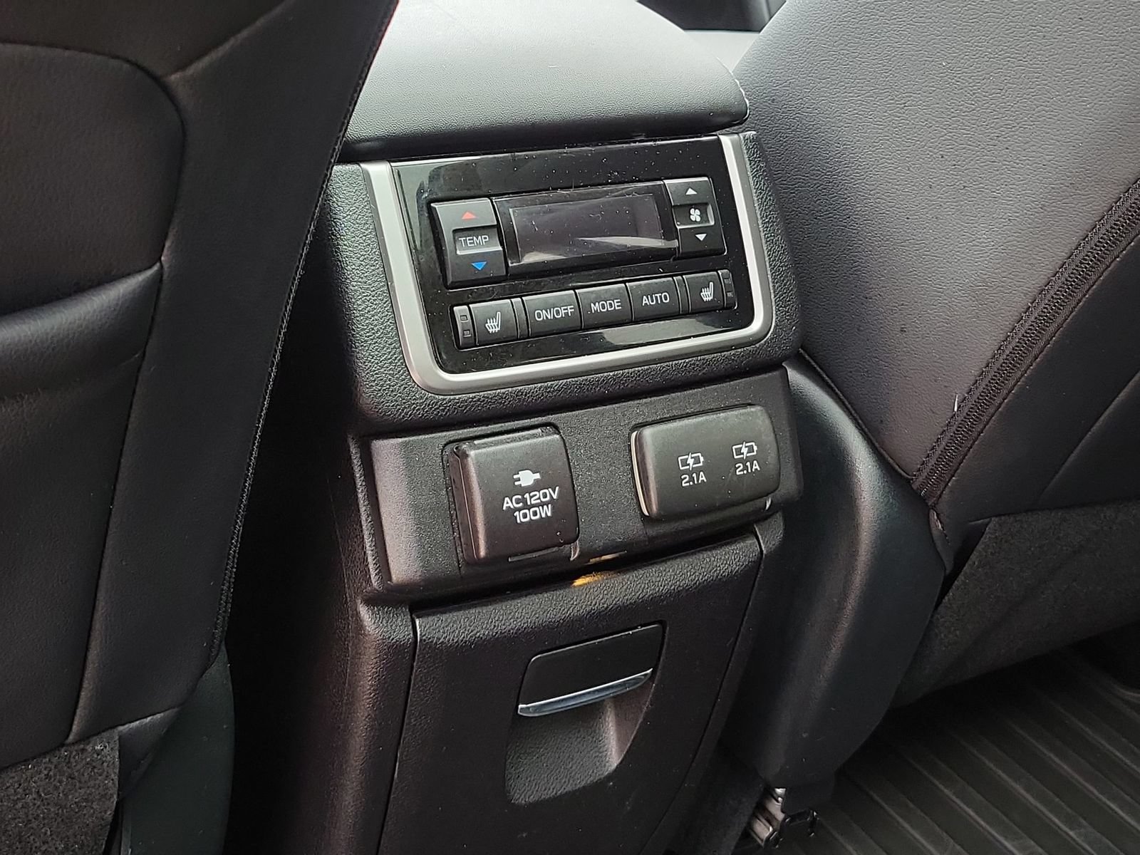 Used 2022 Subaru Ascent Touring AWD/4WD image 22