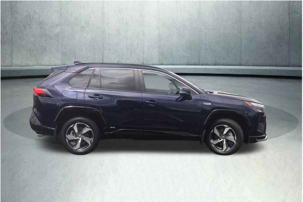 Used 2024 Toyota RAV4 SE AWD/4WD image 14