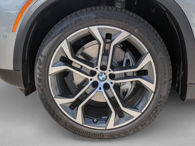 New 2026 BMW X5 xDrive40i w/ Premium Package AWD/4WD image 10