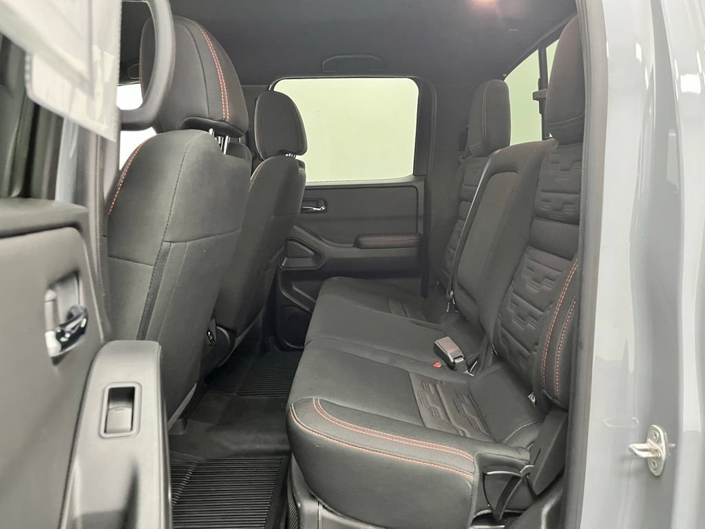 Used 2023 Nissan Frontier PRO-4X w/ Pro Convenience Package AWD/4WD image 35
