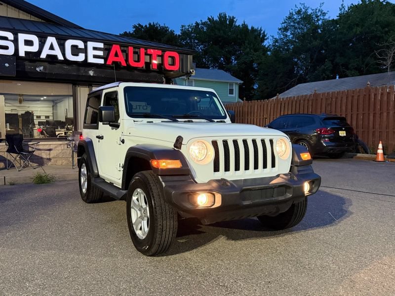 Used 2021 Jeep Wrangler Sport AWD/4WD image 4