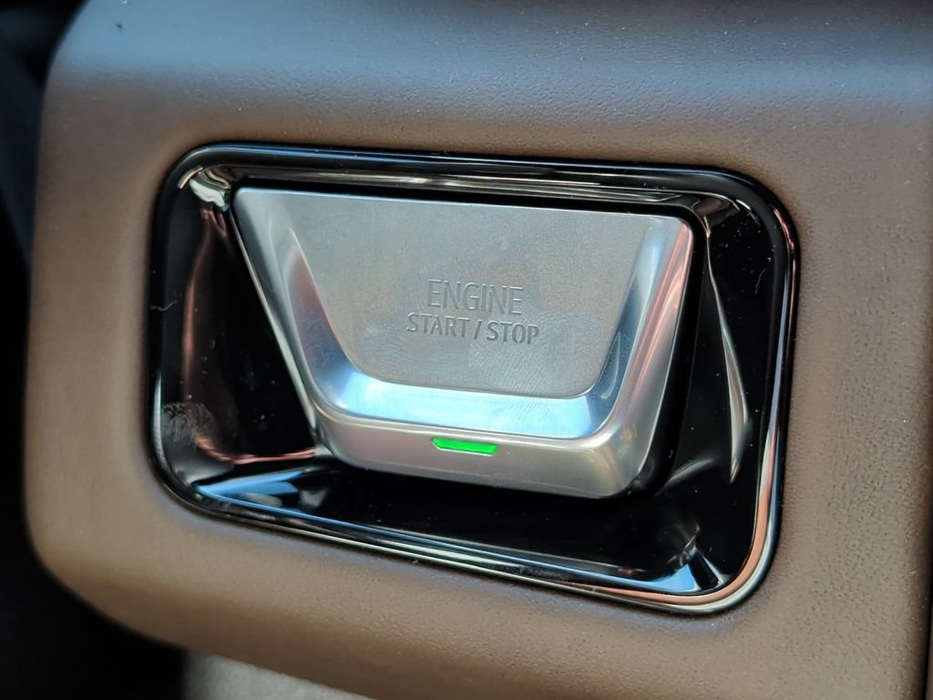 New 2026 GMC Yukon XL Denali Ultimate AWD/4WD image 31
