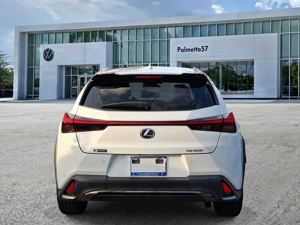 Used 2021 Lexus UX 200 F Sport w/ Accessory Package (Z1) FWD image 5