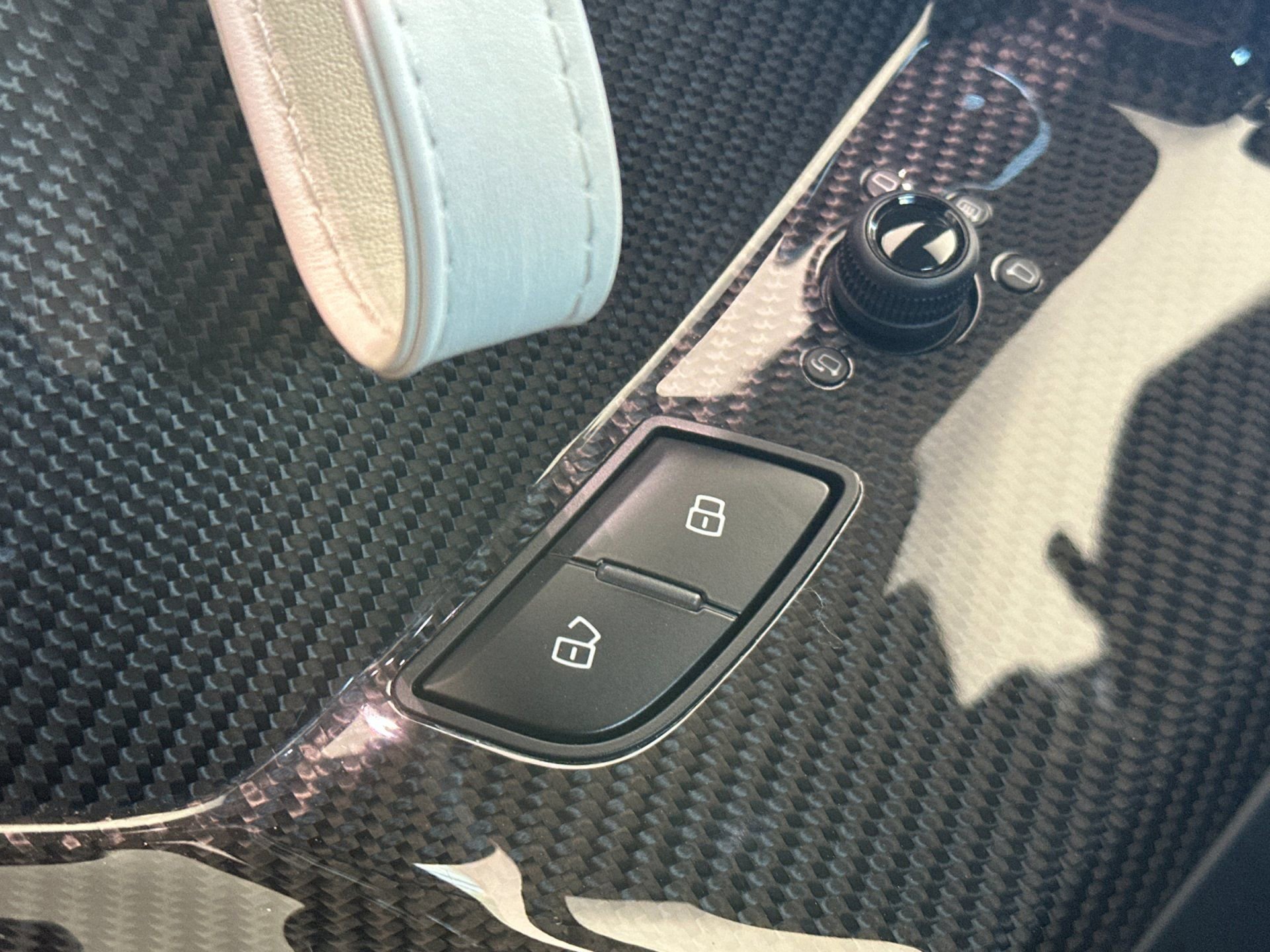 Used 2021 Lamborghini Aventador SVJ image 15