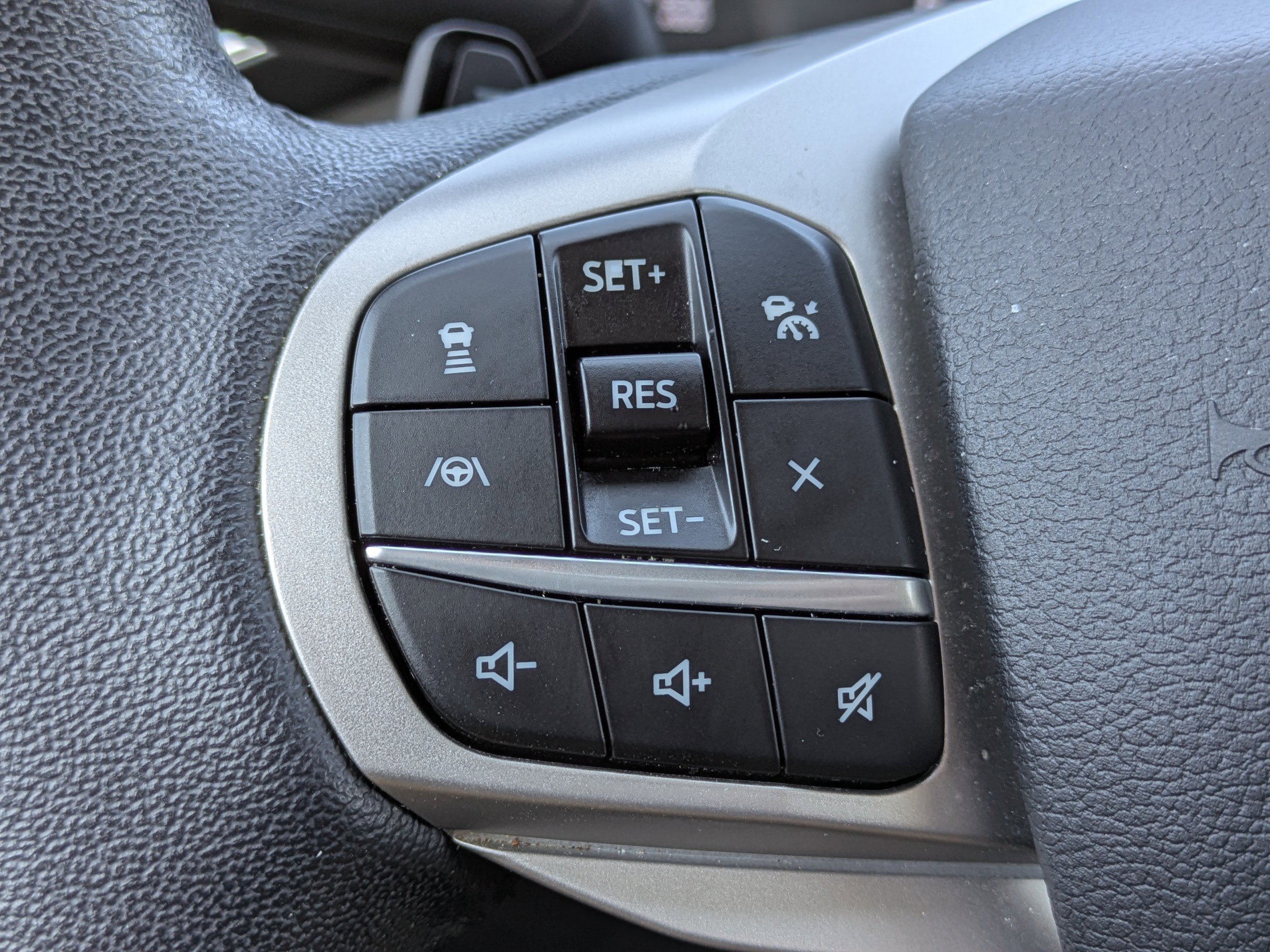 Used 2021 Ford Explorer Limited w/ Equipment Group 301A image 28
