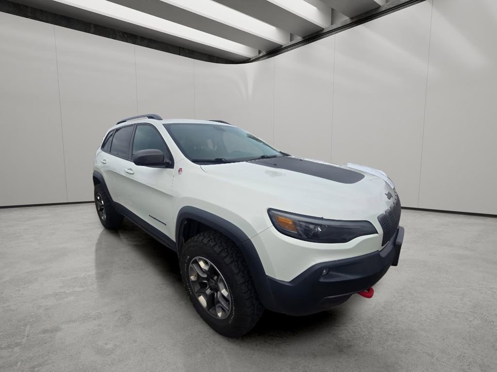 Used 2019 Jeep Cherokee Trailhawk w/ Cold Weather Group image 5