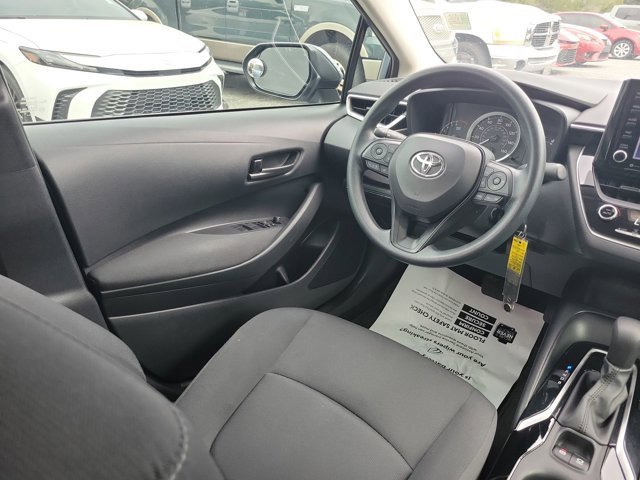 Used 2022 Toyota Corolla LE image 7
