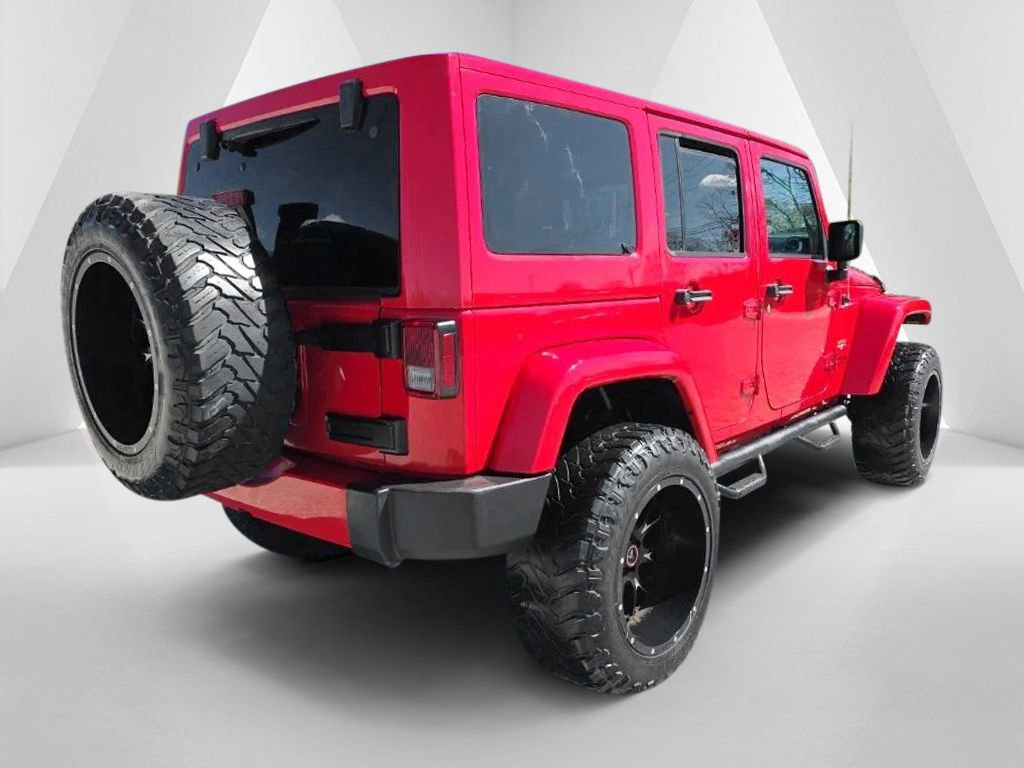 Used 2018 Jeep Wrangler Unlimited Sahara AWD/4WD image 5