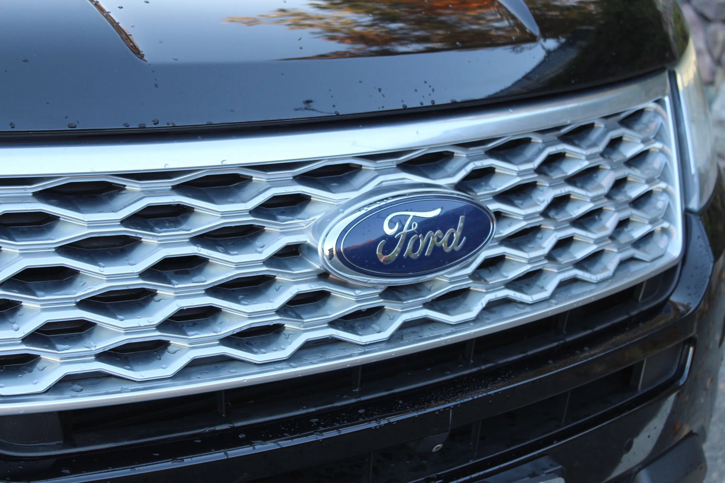Used 2016 Ford Explorer Platinum image 48
