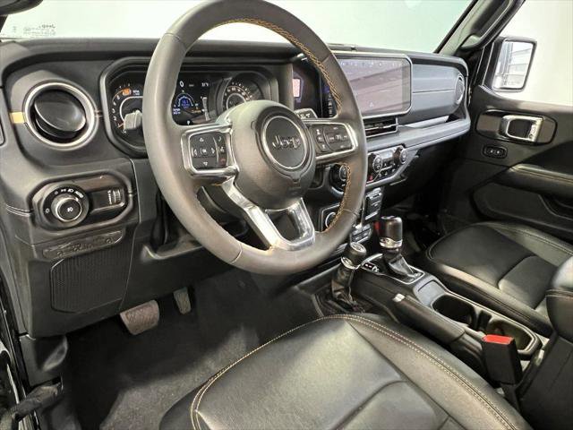 Certified 2024 Jeep Wrangler Sahara w/ Technology Group image 28