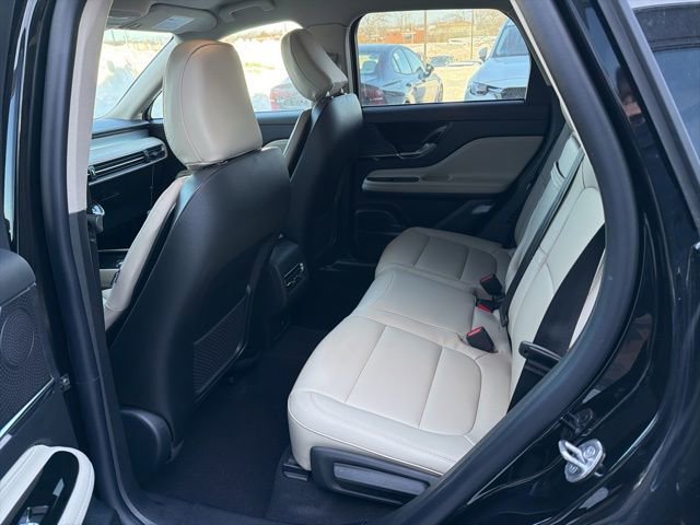 New 2026 Lincoln Corsair Premiere image 7