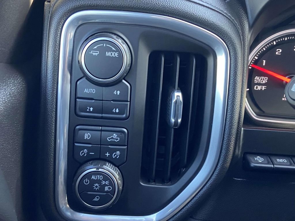 Used 2021 Chevrolet Silverado 1500 High Country w/ Technology Package image 30