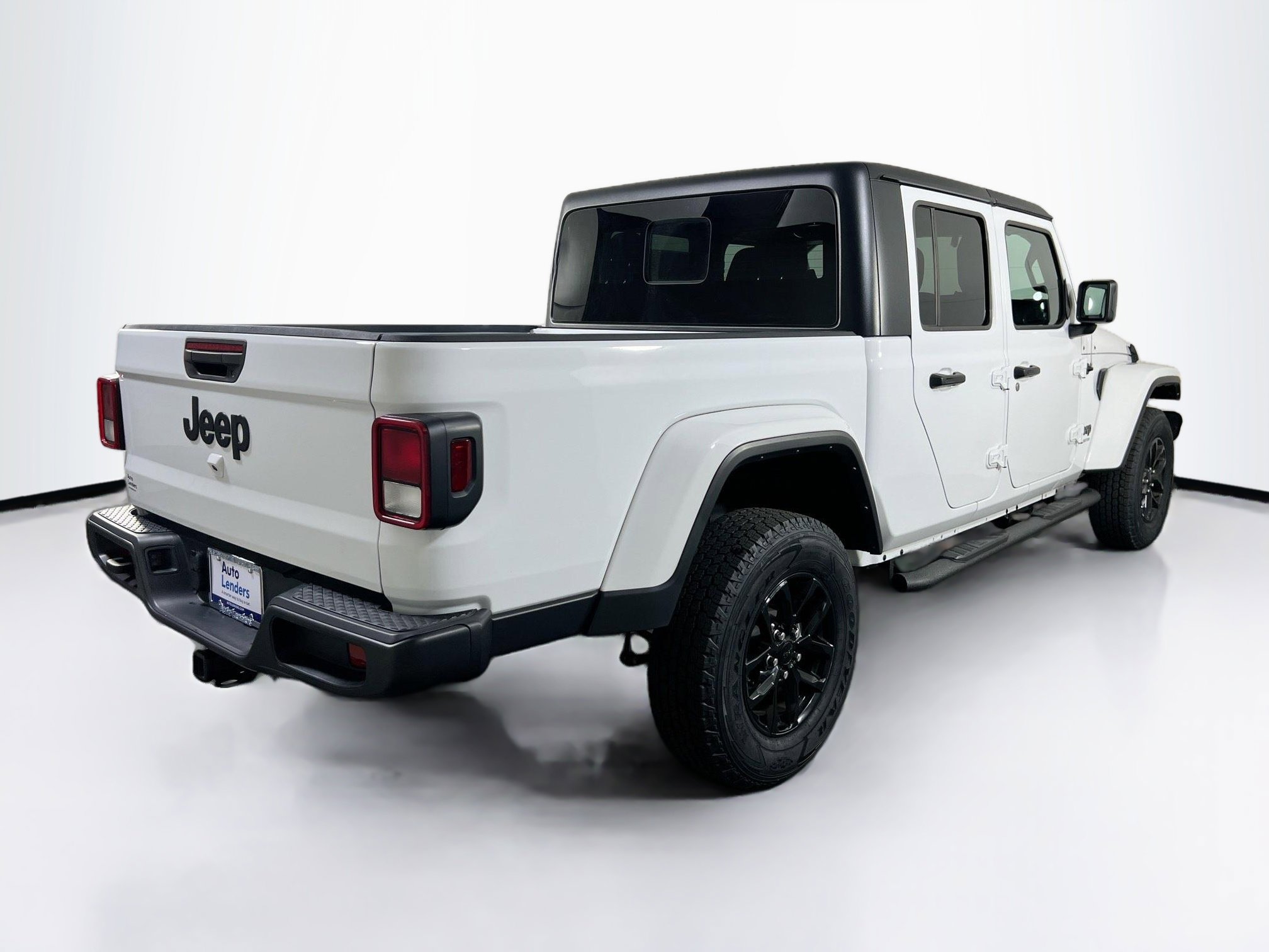 Used 2022 Jeep Gladiator Sport image 5