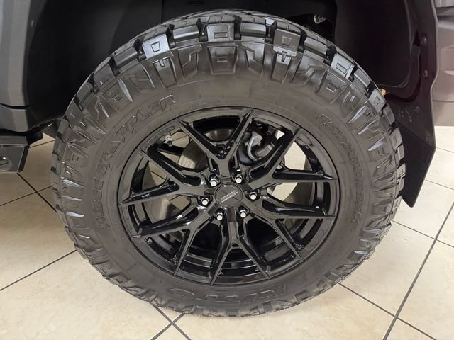 Used 2025 INEOS Grenadier Station Wagon AWD/4WD image 18