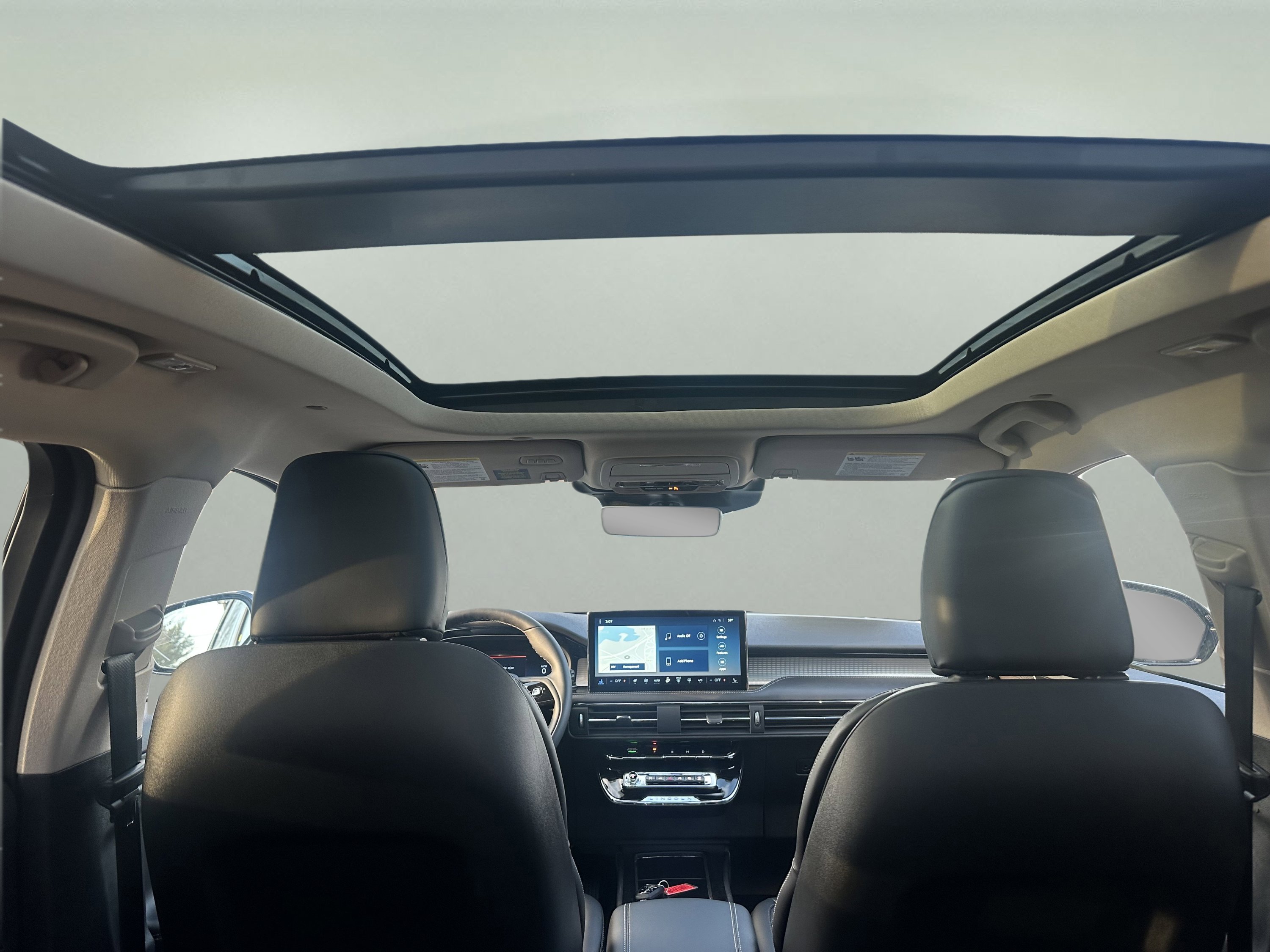 New 2026 Lincoln Corsair Premiere image 17