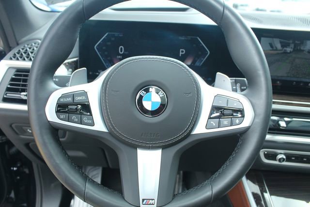 Used 2025 BMW X5 xDrive40i w/ Executive Package image 17