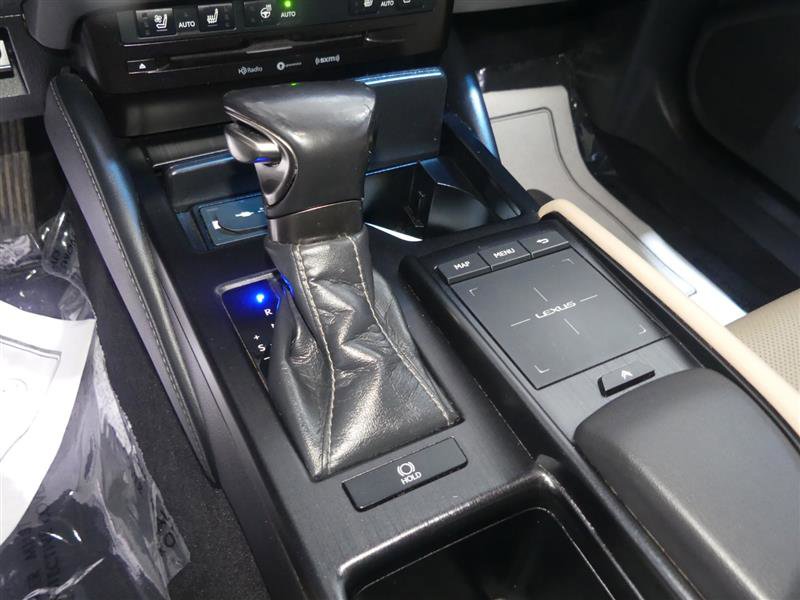 Used 2020 Lexus ES 350 w/ Premium Package image 39