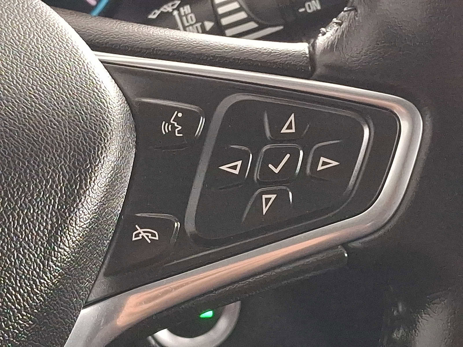 Used 2019 Chevrolet Equinox LT AWD/4WD image 22