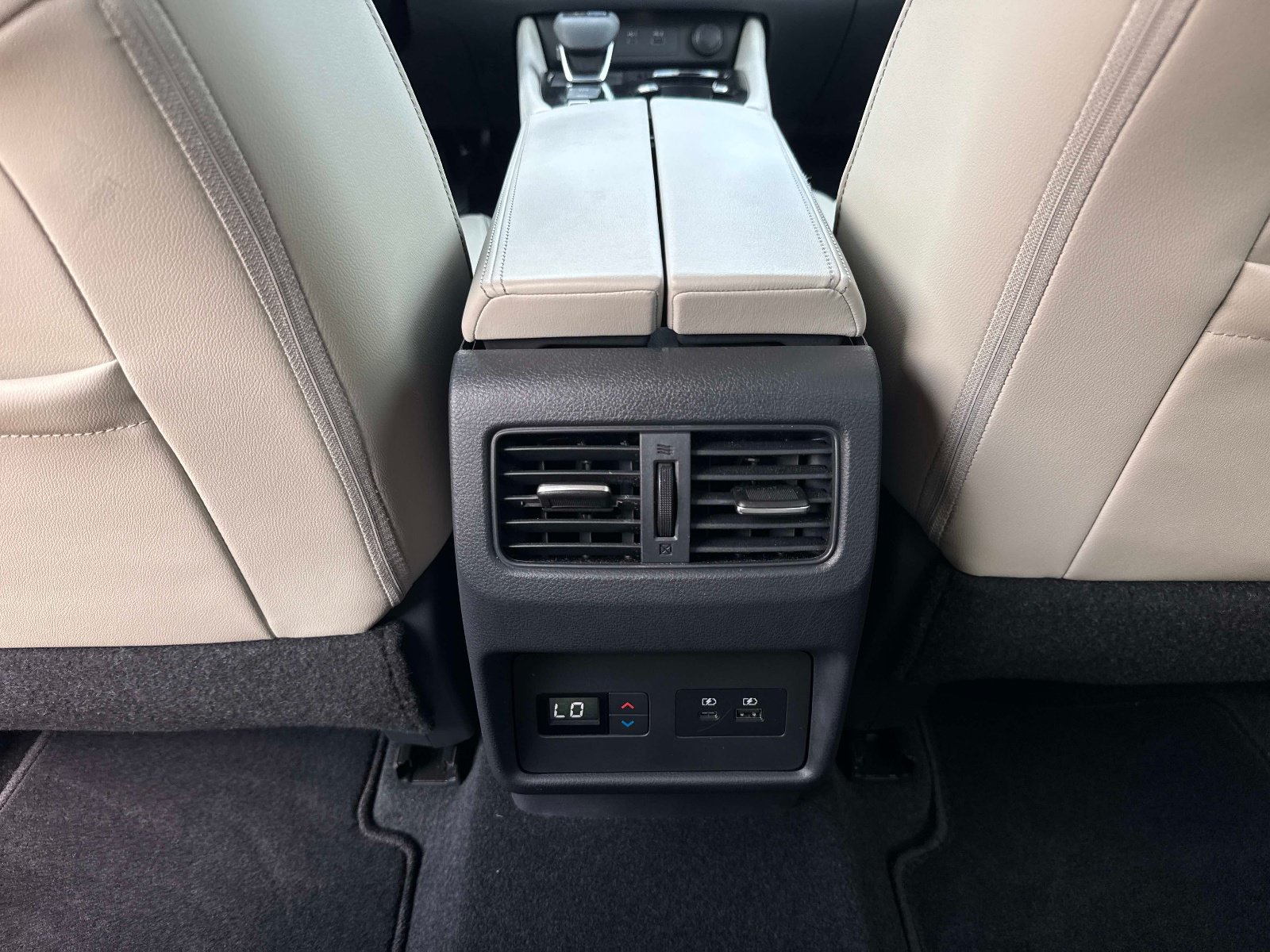 Used 2021 Nissan Rogue SL w/ Premium Package FWD image 17