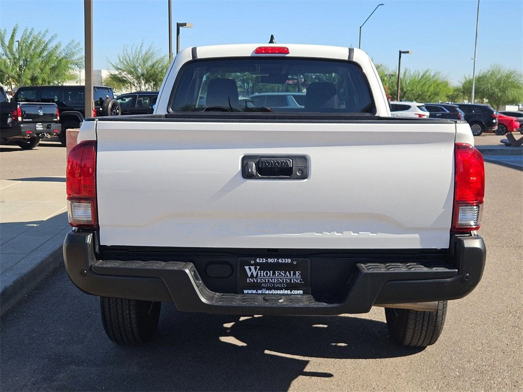 Used 2022 Toyota Tacoma SR image 5
